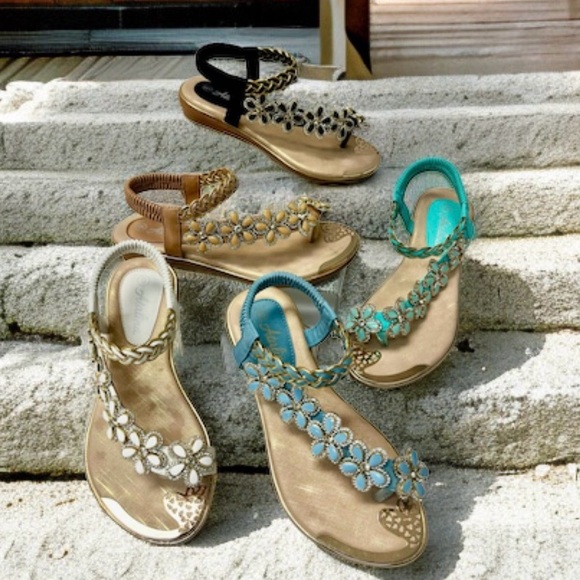 Italina Atalina White & Braided Gold Embellished Between The Toe Floral Sandal - Picture 6 of 8